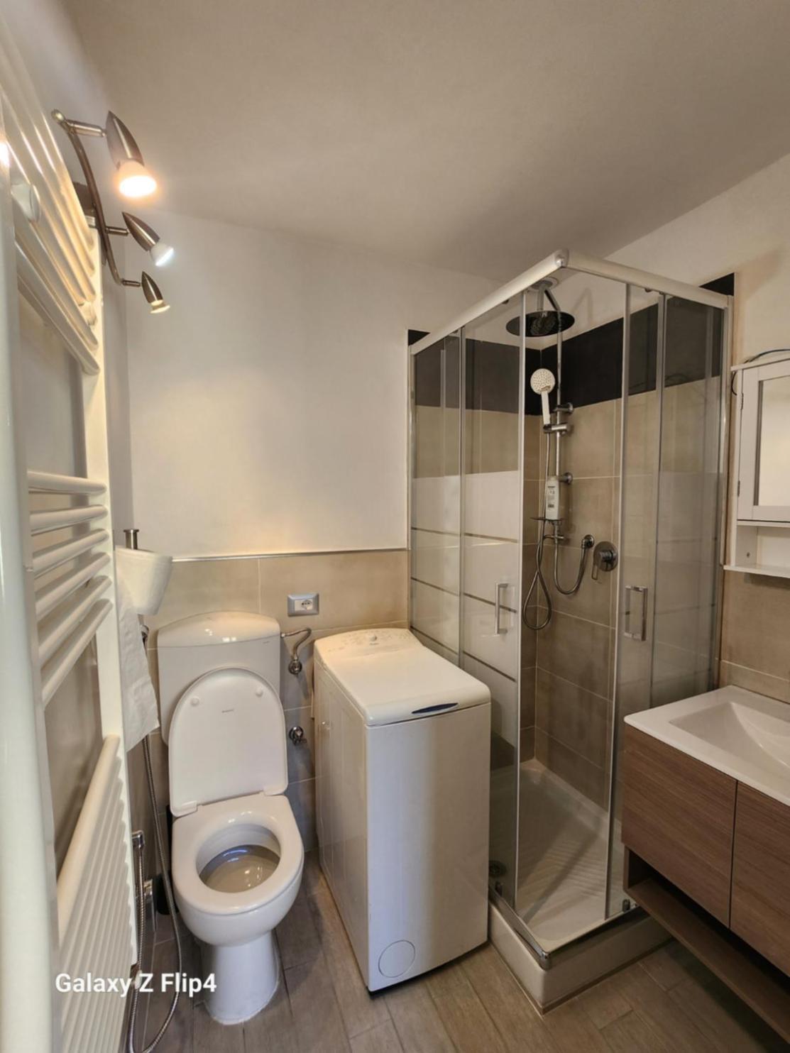 1000 Mt Far From Center - Dimora Leopolda Appartement