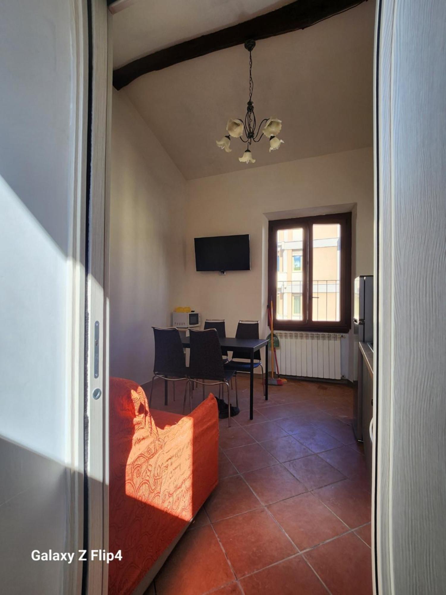 1000 Mt Far From Center - Dimora Leopolda Appartement Florence