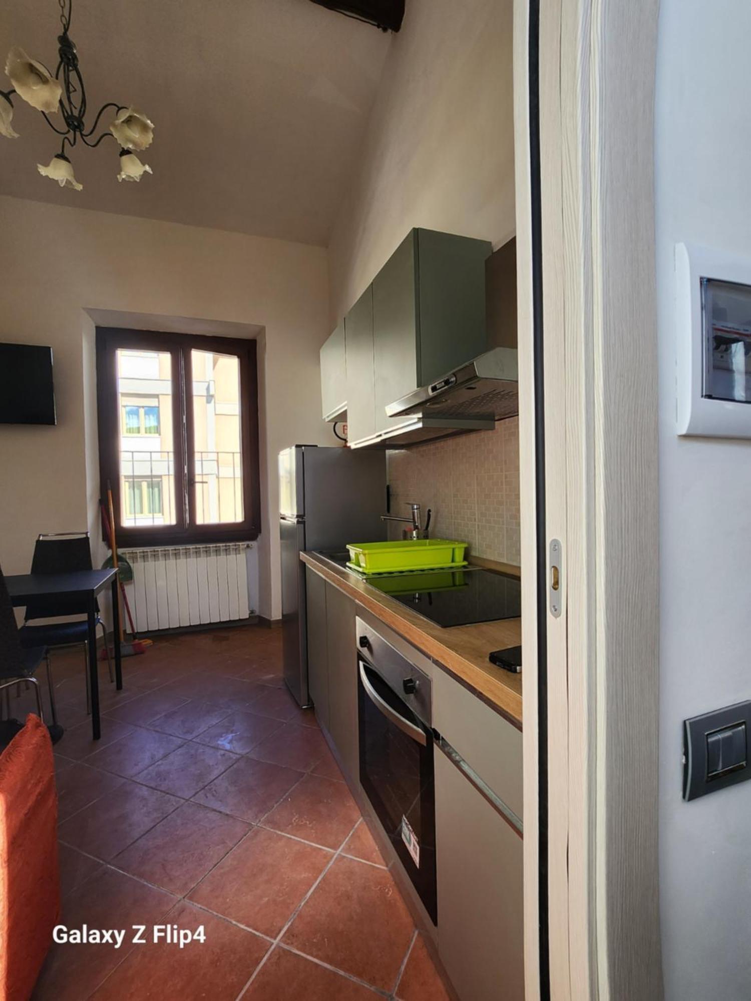 1000 Mt Far From Center - Dimora Leopolda Appartement *