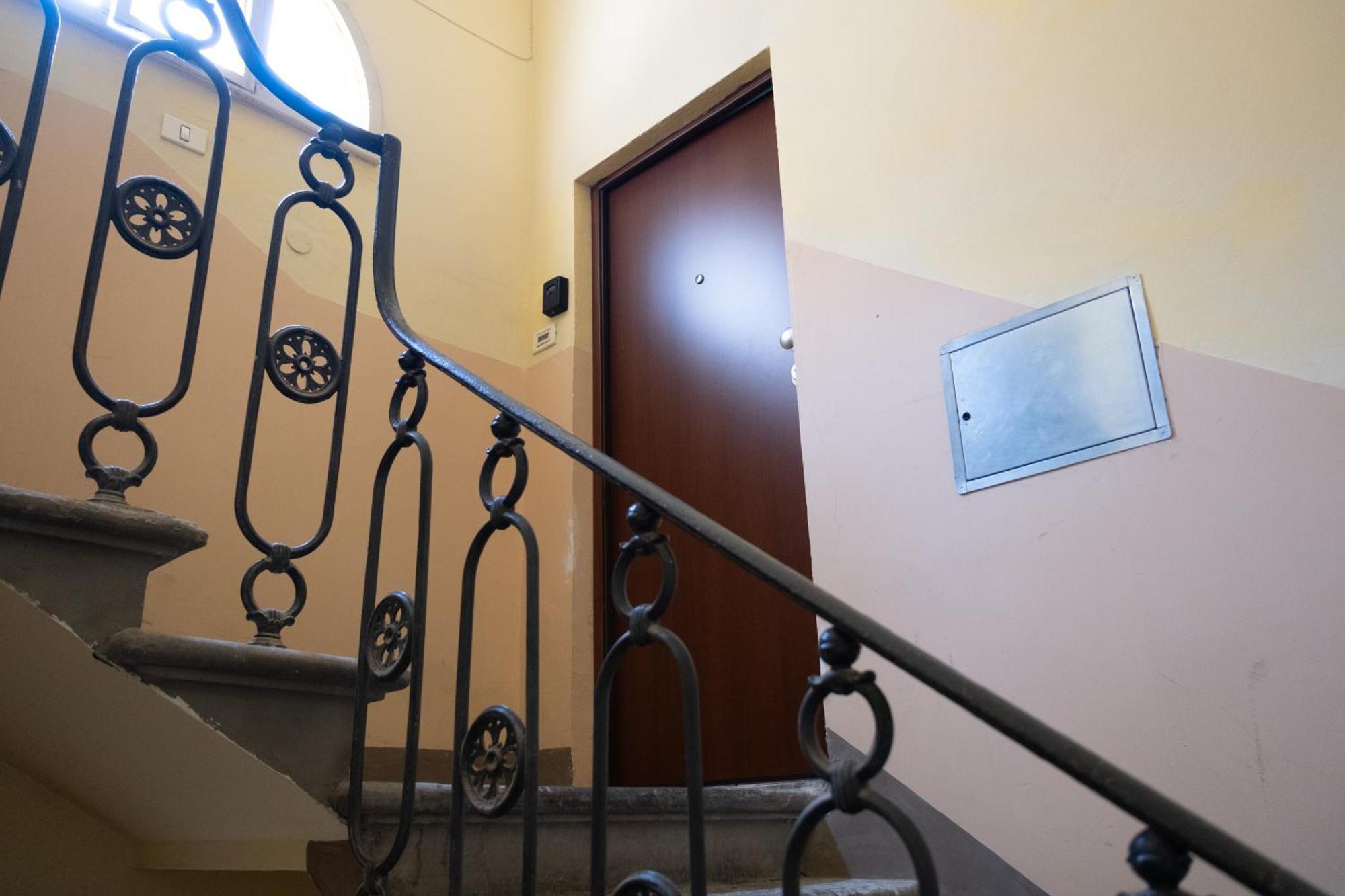 Appartement 1000 Mt Far From Center - Dimora Leopolda *